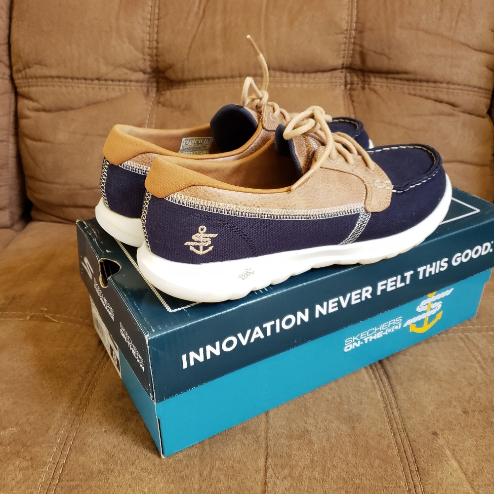 Sketchers Go Walk Lite Boat Shoes